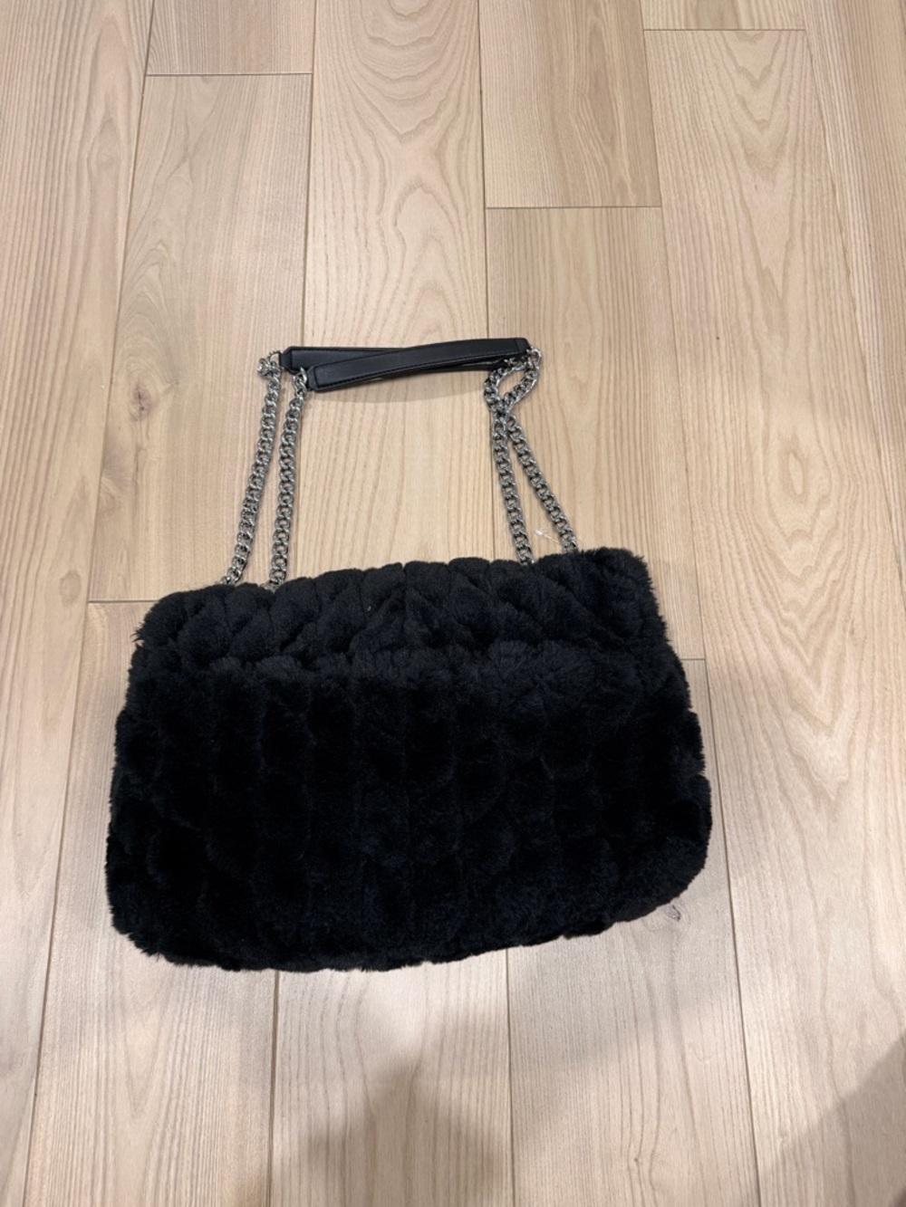 Karl Lagerfeld Black Faux Fur Shoulder Bag with Silver Chain - Picture 14 of 16